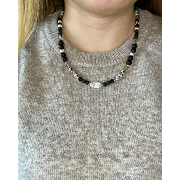 Vėrinys "Juodoji elegancija" 5